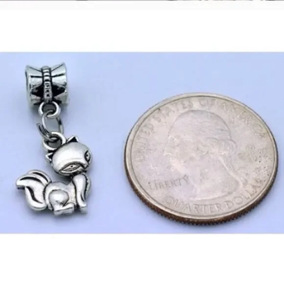 🦄5 for $35🦄 Fox Charm - Picture 2 of 2